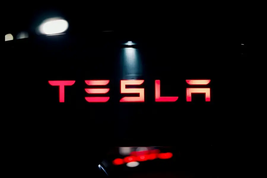 Tesla: le ultime novità per la mobility smart presentate da Elon Musk